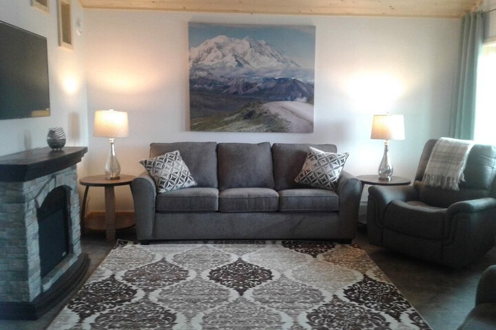 Delta Accommodations-Alaska Country Inn
