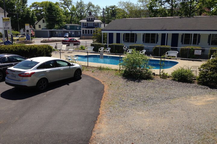 Marvin Gardens Motel