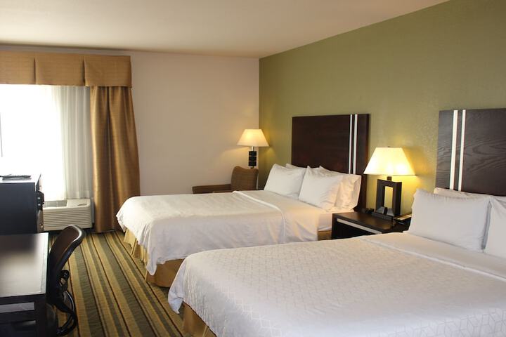 Room 50 of 150