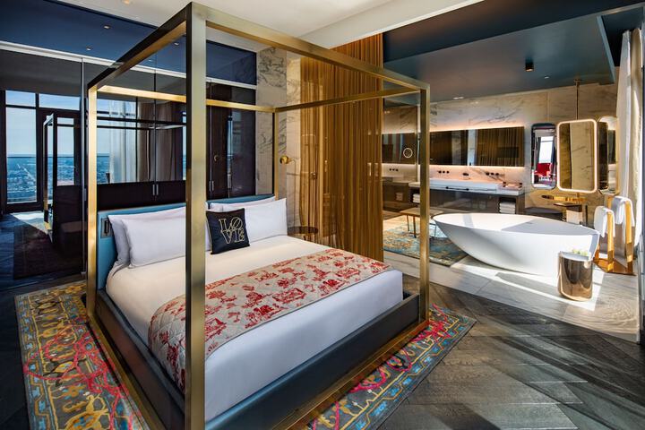 Room 40 of 131