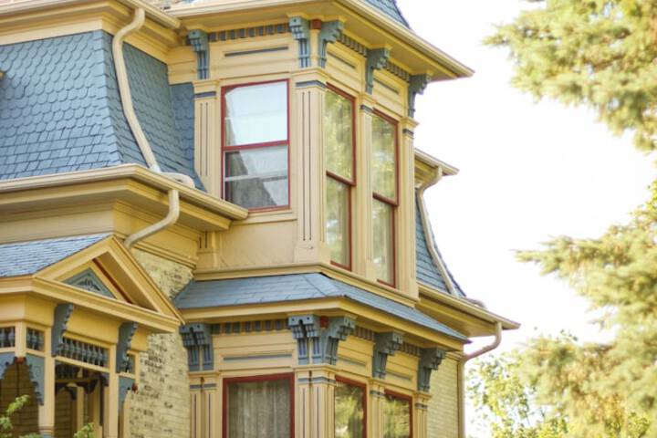 Hamilton House