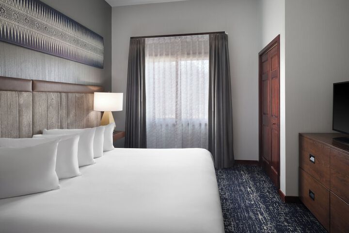 Room 12 of 36