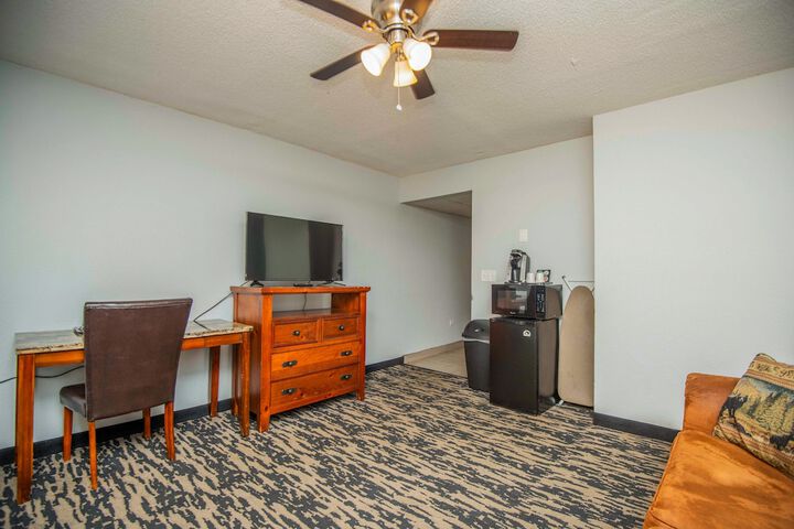 Room 96 of 345