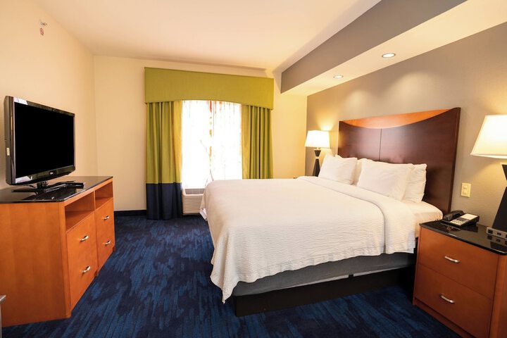 Room 35 of 48