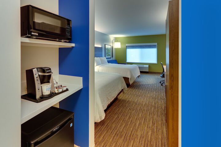 Room 54 of 75