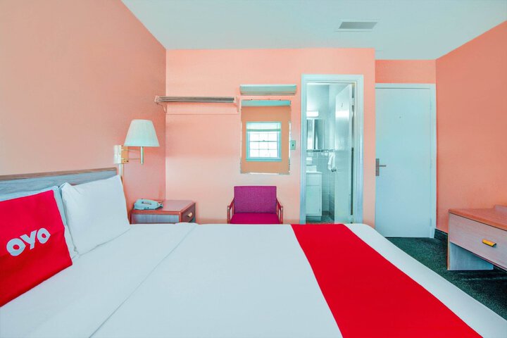 Room 28 of 29