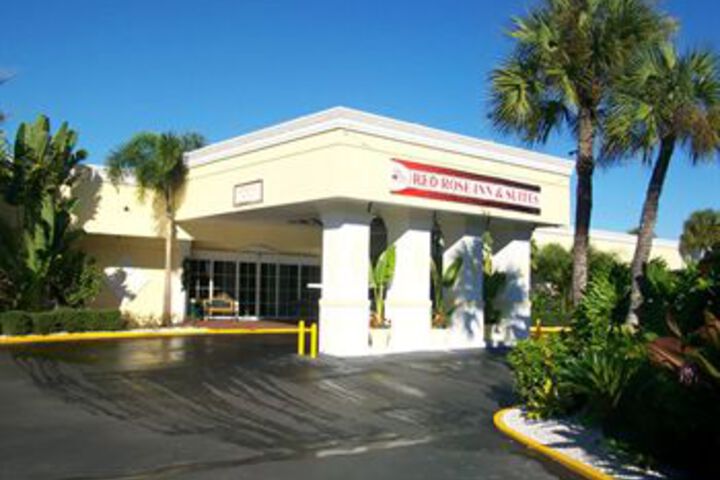 Red Rose Inn & Suites