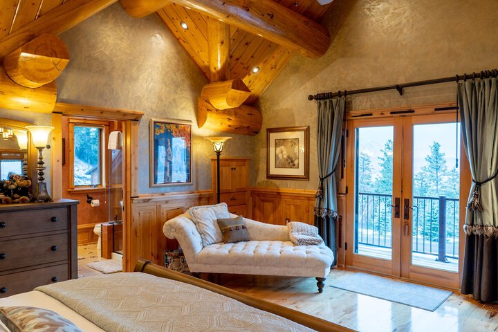 Coyote Bluff Estate