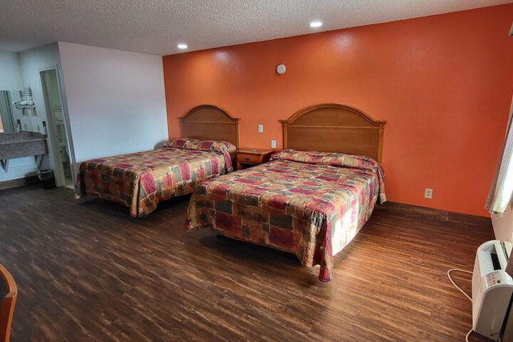 Room 16 of 29