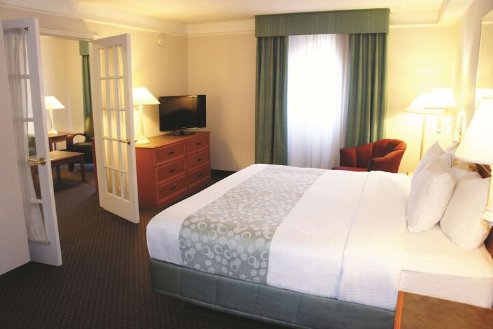 Room 26 of 47
