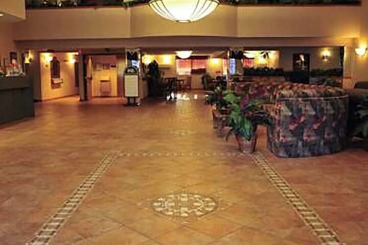 Hotel Interior 8 of 18