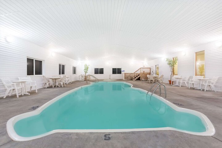Pool 2 of 30