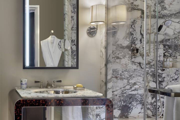 The Carlyle a Rosewood Hotel
