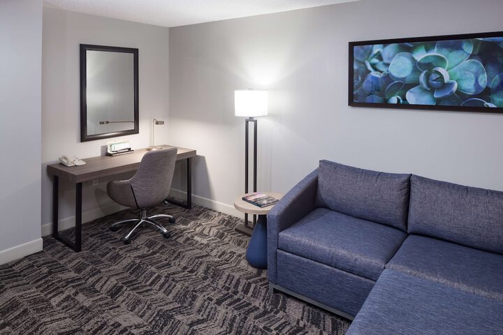 Room 14 of 36