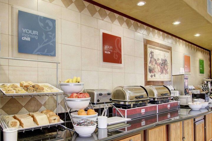 Comfort Inn & Suites Alvarado