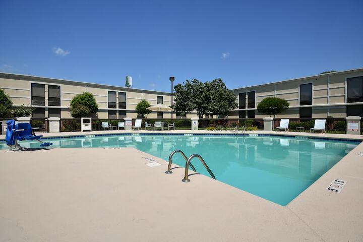 Holiday Inn Lumberton by IHG