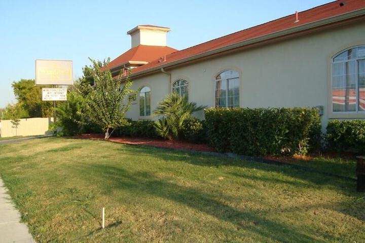 Hotel 5 of 45