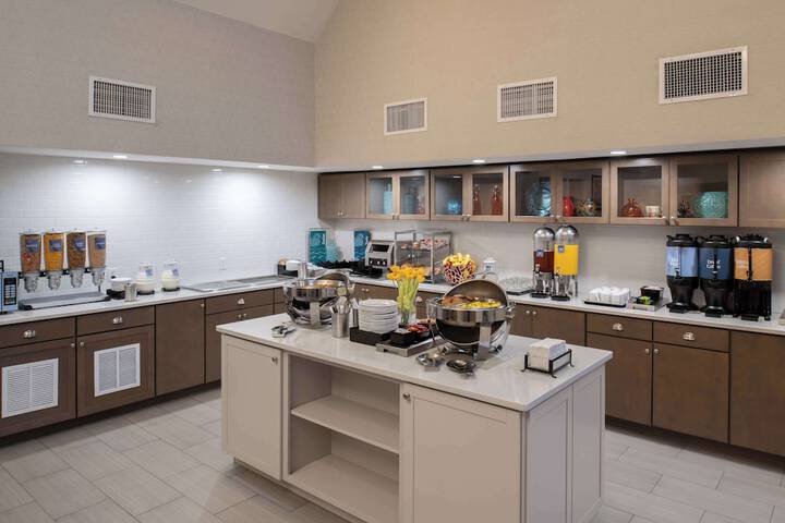 Homewood Suites by Hilton Boston / Andover