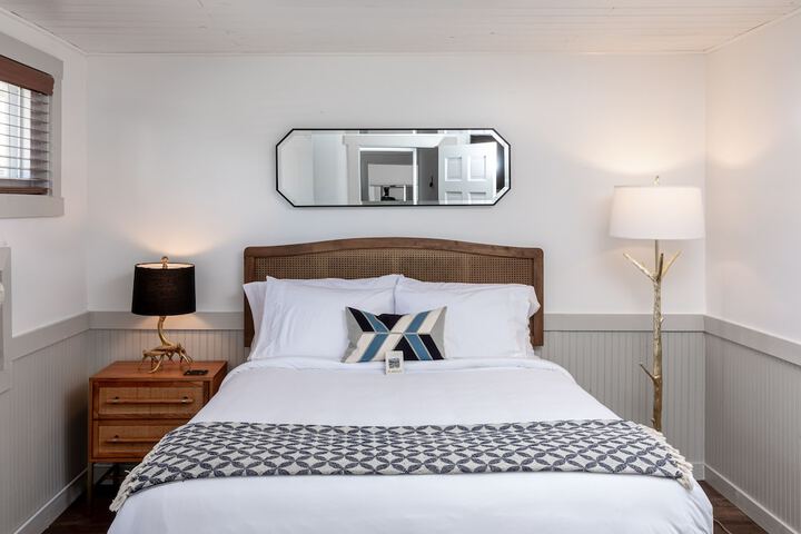 Room 4 of 21
