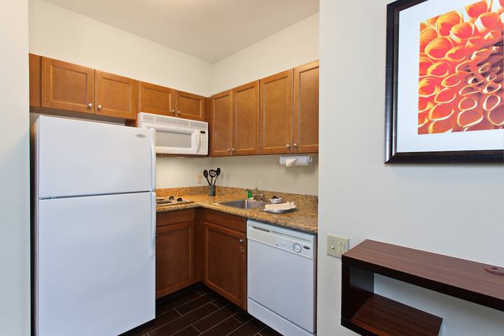 Staybridge Suites Lake Forest by IHG