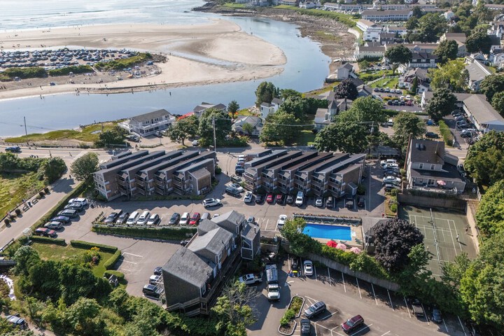 Aspinquid Resort