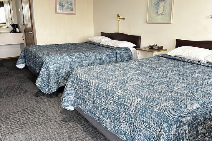 Room 18 of 43