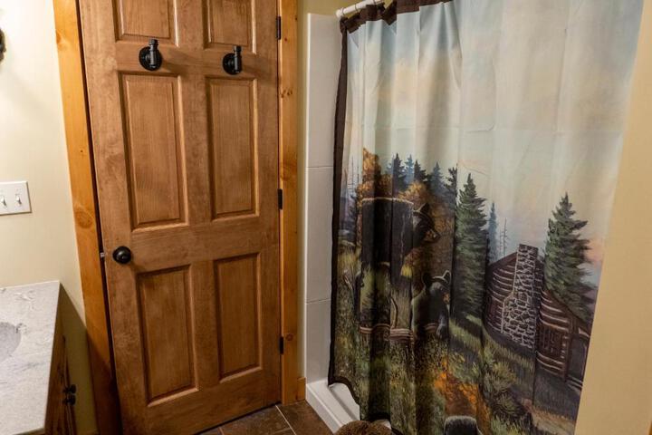 NEW!! House Near Raystown Lake in Peaceful Wooded Area