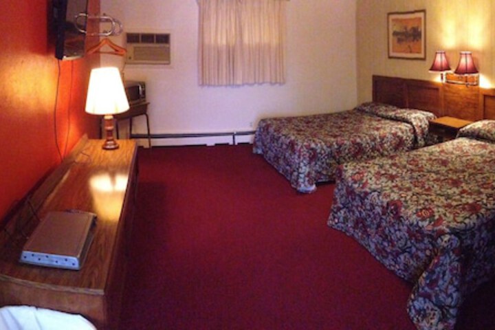 Room 10 of 20