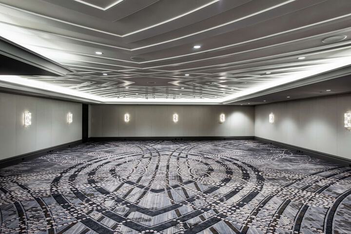 LondonHouse Chicago Curio Collection by Hilton