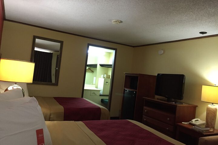 Econo Lodge Norwalk