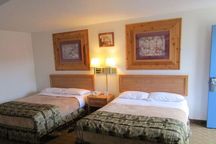 Room 3 of 26