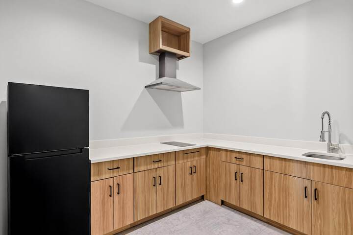 Americas Best Value Inn & Suites Tomball Grand Parkway