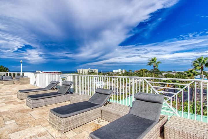 Harbourside Resort a New Hotel Collection Property