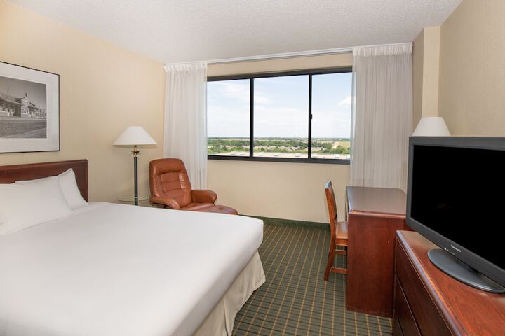Room 14 of 42