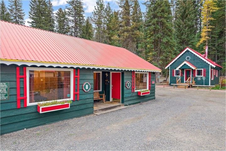 Brundage Bungalows