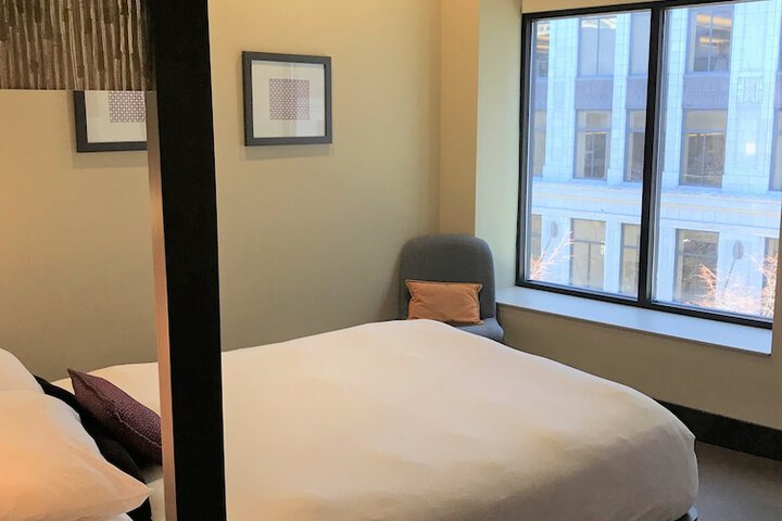 Room 44 of 112