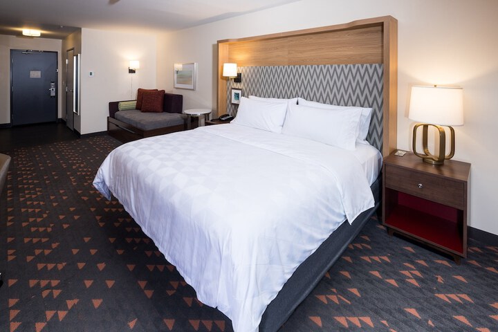 Holiday Inn Kalamazoo West by IHG