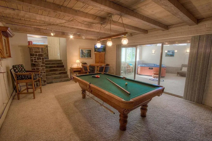 Cheyenne Chalet