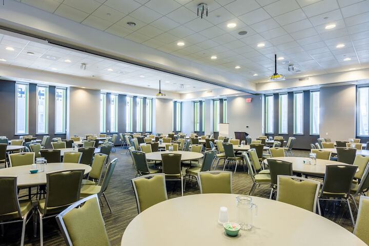 Ballroom/Hall 23 of 27