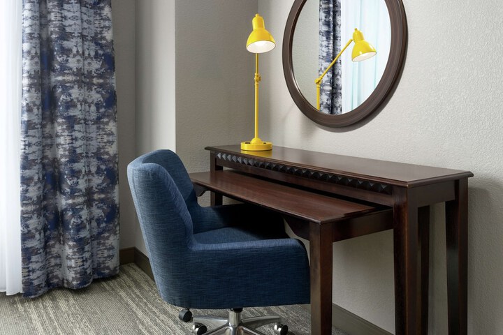 Room 14 of 34