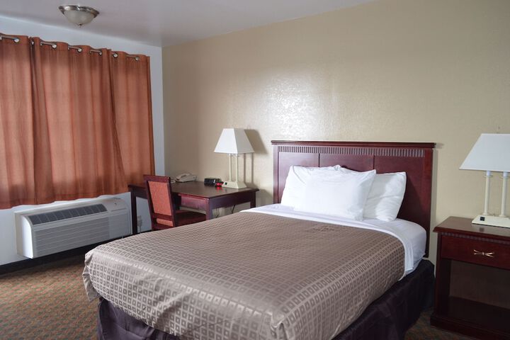 Room 17 of 29