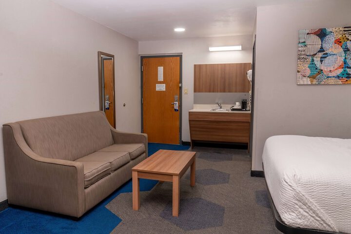 Room 29 of 39