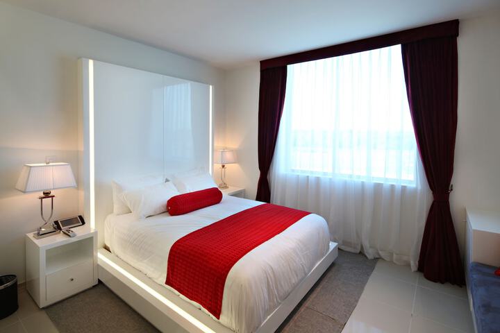 Room 37 of 60