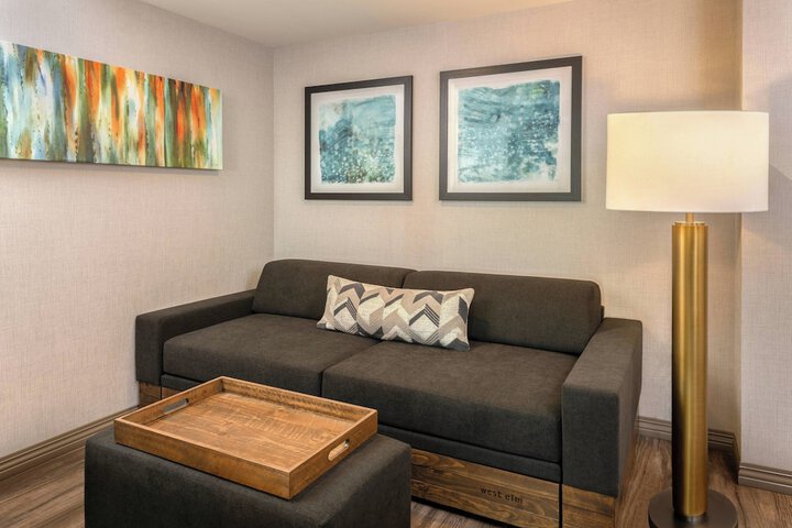 Room 20 of 26