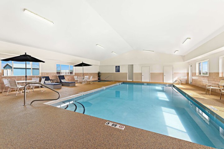 Pool 4 of 38