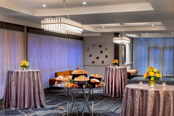 DoubleTree by Hilton Washington DC North / Gaithersburg