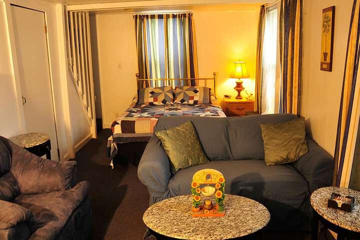 Room 25 of 49