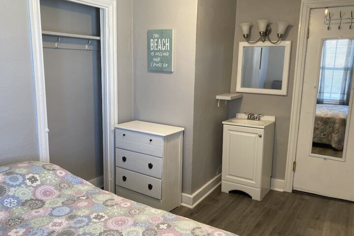 Room 19 of 53