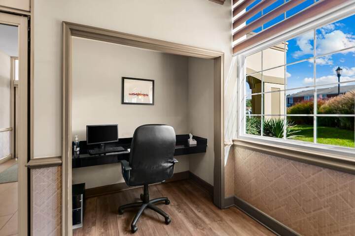 Clarion Inn Falls Church - Arlington