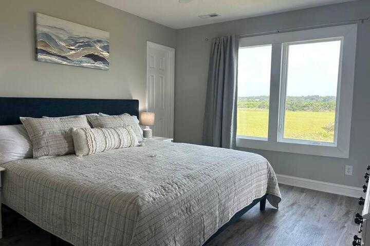 Holden Beach House Second Row with surround views!